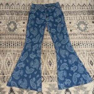 SHEIN flare western print blue jeans